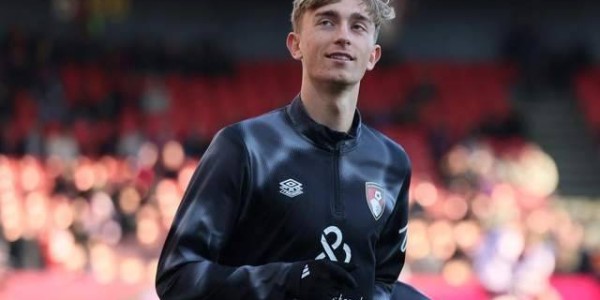 狂赚1.764亿的英超小球会，开始进货了：卖出全部主力还能保级么