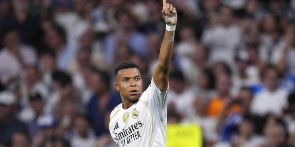 【欧冠】姆巴佩点射双响，皇马艰难走出法甲“梦魇”