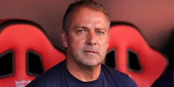 看完弗里克的赛后态度，才明白他是巴萨逆境中最需要的领袖