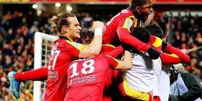 法甲中游较量：朗斯主场迎战巴黎 FC 深度剖析