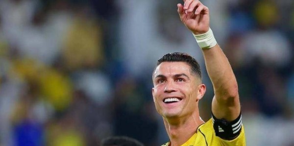 疯狂一夜！穆帅回归首秀3-0胜，C罗梅开二度5-1，切尔西爆冷落败