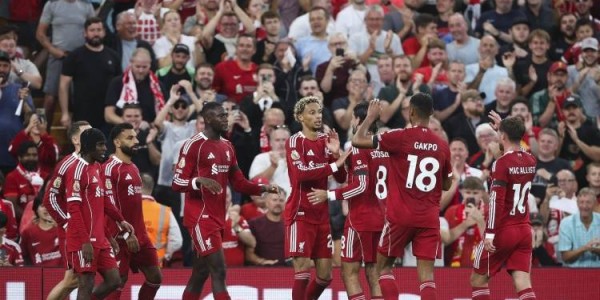 泰晤士报：英超净比赛时间下降明显，复杂定位球战术是原因之一